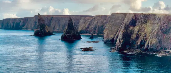 Duncansby Head Lighthouse & Beach