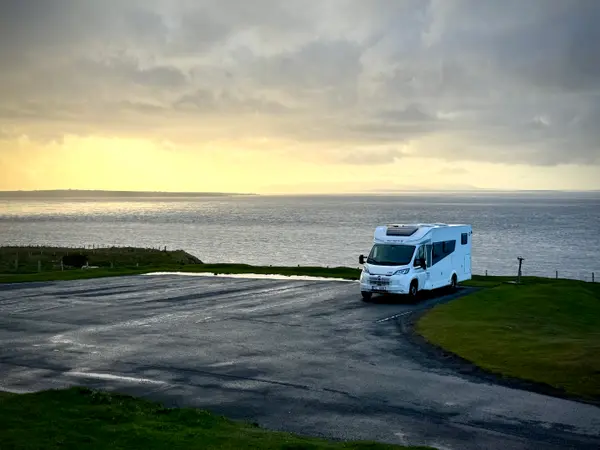 Duncansby Head Lighthouse & Beach